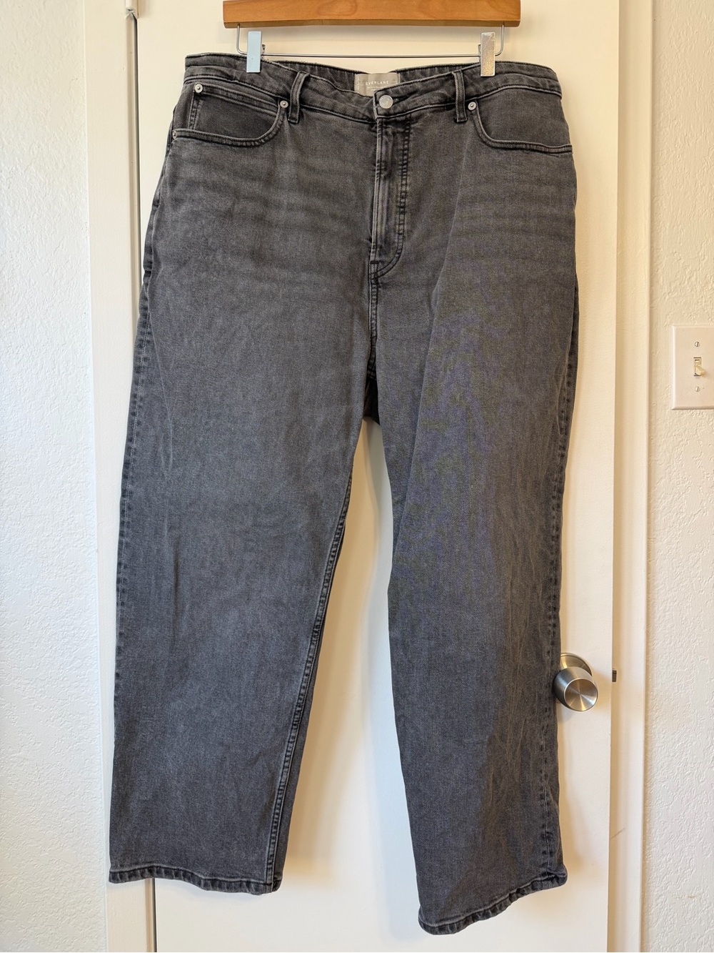Everlane Black Wash Straight Leg Jeans